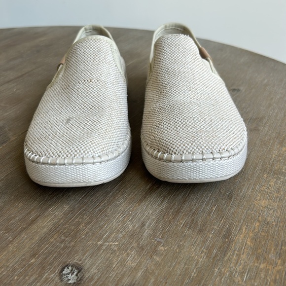 UGG Luciah Natural Slip On Shoes Sneaker Women size 6 - Picture 9 of 14